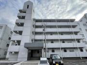 ライフ・モア本城 B