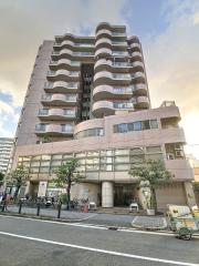 地下鉄堺筋線恵美須町駅まで徒歩2分