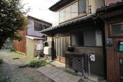 高岡市丸の内貸家