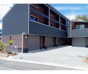 ガレージハウス DBASE