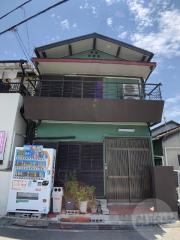 豊南町南4丁目貸家
