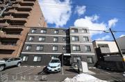 地下鉄南北線南平岸駅まで徒歩7分