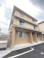 Y′s room伏見板橋