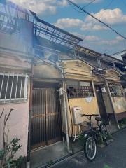 近鉄難波・奈良線八戸ノ里駅まで徒歩10分