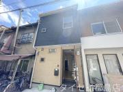 ＪＲおおさか東線城北公園通駅まで徒歩4分