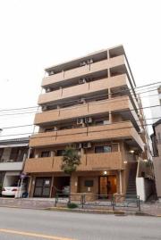 京成押上線京成立石駅まで徒歩6分