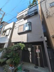 地下鉄中央線弁天町駅まで徒歩9分