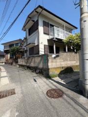 ＪＲ横須賀線逗子駅までバス約15分 徒歩2分