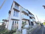 近鉄京都線久津川駅まで徒歩4分