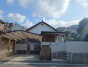 秋月3丁目15番17号・吉広邸