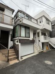 フェレイラ 貸家