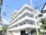 パレルミエール岡本
