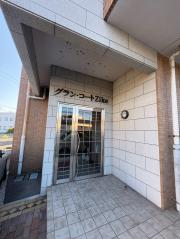 ＪＲ山陽本線寺家駅まで徒歩18分