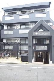 アクエルド仁王門