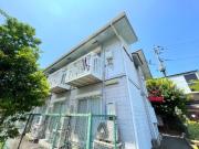 ＪＲ中央線八王子駅までバス約30分 徒歩2分