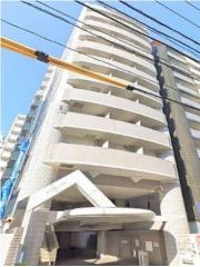 地下鉄七隈線渡辺通駅まで徒歩8分