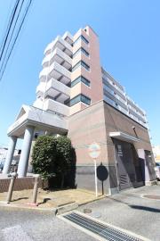 ＪＲ東海道本線平塚駅までバス約10分 徒歩4分