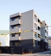 西鉄天神大牟田線西鉄平尾駅まで徒歩15分