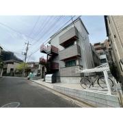 相鉄本線鶴ケ峰駅まで徒歩8分