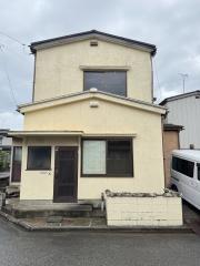 富山市新庄町8 16戸建