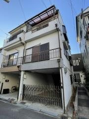 鶴見区安田3丁目貸家