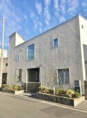 トゥトゥヴェリィはるひ野12号棟 庭の家