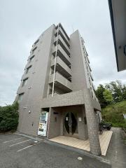 地下鉄西神・山手線学園都市駅までバス約10分 徒歩3分