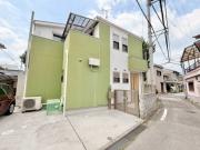 向野車庫付き一戸建て貸家