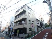 東京メトロ丸ノ内線本郷三丁目駅まで徒歩5分