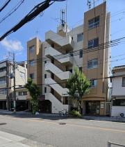 地下鉄谷町線谷町四丁目駅まで徒歩13分