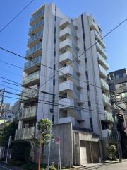 東京メトロ日比谷線六本木駅まで徒歩3分