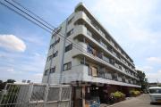 京阪本線香里園駅まで徒歩23分