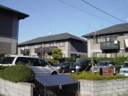 小田急小田原線成城学園前駅までバス約10分 徒歩13分