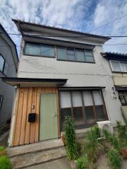 西堀通11番町貸家