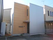 ユニキューブ糸田新町 B