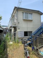 小田急小田原線東海大学前駅まで徒歩14分