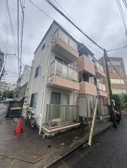 グロリアスコート