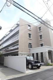 阪急宝塚線石橋阪大前駅まで徒歩8分