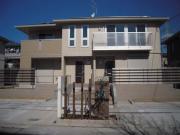 近鉄けいはんな線学研奈良登美ヶ丘駅までバス約10分 徒歩3分