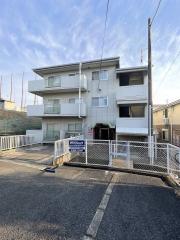 ＪＲ片町線忍ケ丘駅まで徒歩6分