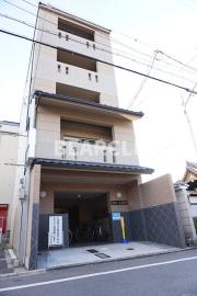 ラルゴ仁王門