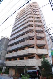 地下鉄御堂筋線心斎橋駅まで徒歩9分