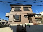 寝屋川市成田東が丘 2階建