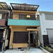 寝屋川市大成町貸家