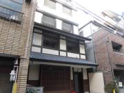 地下鉄烏丸線四条駅まで徒歩10分