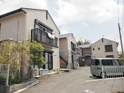 ＪＲ東海道本線草津駅までバス約8分 徒歩6分