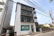 広島電鉄白島線白島駅まで徒歩18分