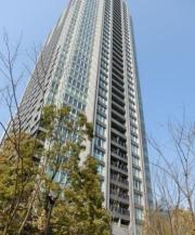 THE ROPPONGI TOKYO