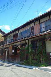 鹿ケ谷西寺ノ前町貸家