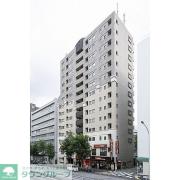 東京メトロ丸ノ内線新宿御苑前駅まで徒歩5分